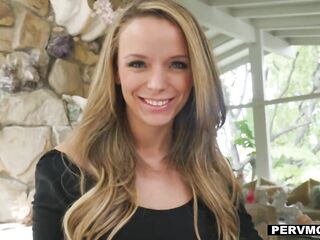 Sexy mama Pristine Edge gets attention by sucking stepmom's schlong