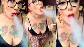 Marlboro Gold - Smoking in leather and leopard print