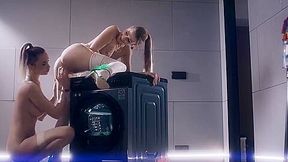 Alexis Crystal And Venera Maxima - Urban