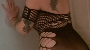 Hey. Subscribe and see this red head who will BLOW your mind and cock