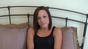 Dark-Haired Beauty Takes a Big Cock🍆