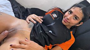 Pizza Delivery Girl Gets Measured After Delivering the Pie