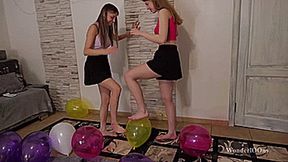 Irene and Cassie barefoot popping all **4K**