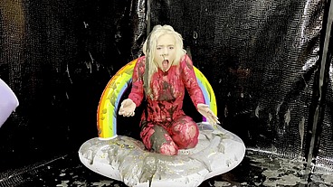 Set gets WET! Gunge shoot