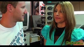 Levi Cash's steamy Latin MILF session - HD video
