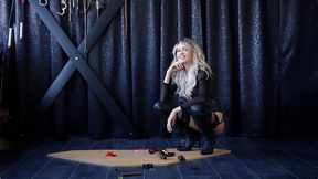 Crushing With Overknees (HDTVWMV) - Marisa