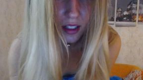 Maemae Dances and Gets Bottomless