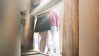 18 Women and Food Deliveryman, She Tries to SEDUCE Him
