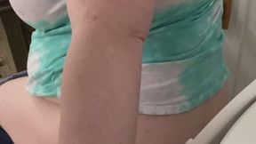 Big booty plops MOV