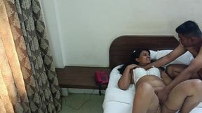 Horny Indian Amateur Couple Having a Good Fuck