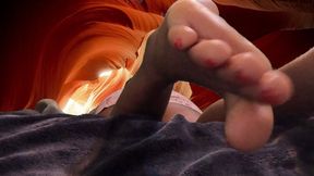 Teeny Simon in Giantess Cave POV 1080