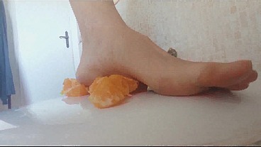 pee on a poor orange!