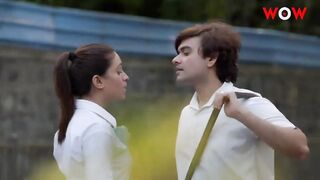 Classmate ne Behan ko pakad kar pela