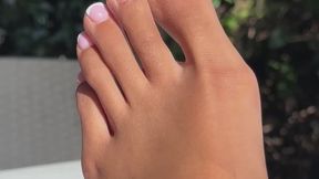 Sakura Mei Gets Her Big Japanese Size 10 Feet Licked For The First Time
