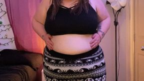 My Belly And Ass In Leggings