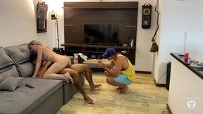 arrombei a buceta da loira casada na frente do marido corno enquanto ele filmava ******