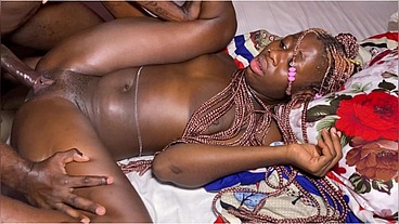 Teen ebony beauty got pussy stretched by bbc stepbrother