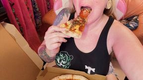 Pizza eating