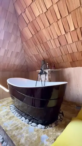 Busty Monika Fox Washes Herself In Bath