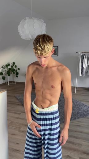 start the day in diaper