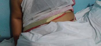 Neighbor Aunty Was Showing Big Boobs by Raising Her Saree Desi Sex