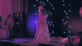 Burlesque Strip SHOW 29 Miss Indigo Blue Nude