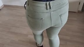 Green thight sexy Jeans and high heelss