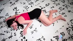 New Year's Night Passion: Li Er Sexplores Her Stepuncle