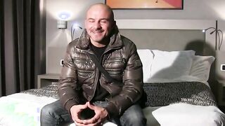 Mein erster Fick mit einer richtigen Nutte