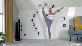 Real Teens Caught On Tape 23