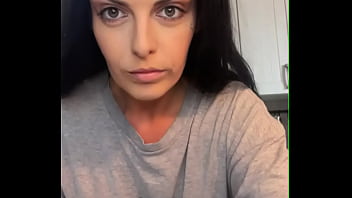 I&#039_m that MILF who is always naked and horny