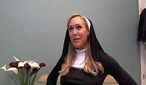 BRANDI LOVE NUN OUTFIT WEBCAM SHOW FROM 03242013