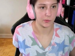 Brunette Solo Webcam Masturbation