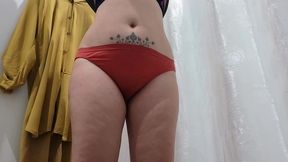 shopping and wet panties in public store 4k