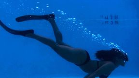 Pool Diving With Lexi