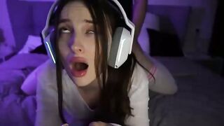 GAMERS STEPSISTER SUCKS DICK AND RIDES... TWICE!