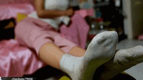 Stinky socks soaked in rain humiliate you POV qianqian2020060203