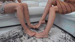 Interlocking our toes 2D c