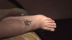 CINDY FIRST FOOTJOB - HD