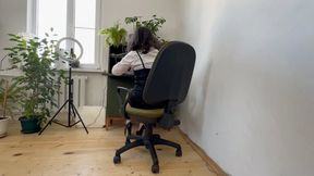 stuck under working desk avi