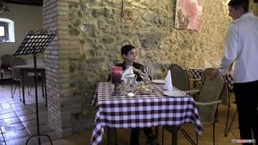 Adorable twink Aaron Aurora seduces his waiter Tyler James