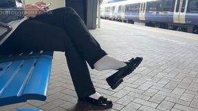 Stalker with foot fetish follows Amelie on to the train on her way home from 4K