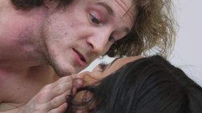 Aaliyah Hadid, The Desired Arab Glamour, Gets Raunchy Thrusts From Her Devoted Stalker