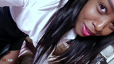 Nice little fuck in front of the webcam with the beautiful black Colombian Paris