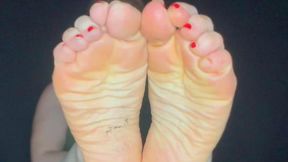 Rainy day afterwork socks removal