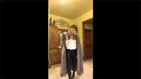 Millionaire Fur Cigar Goddess (1080p)