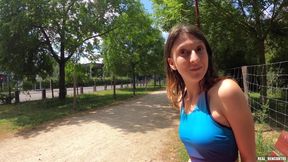 Joggeuse En Manque De Bite Trompe Step son Mec Avec 2 Inconnus Rencontres Dans Rue !!!