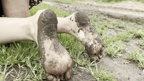 Stupid woman on her knees with bare dirty feet