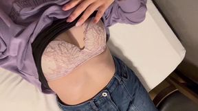 【自撮りオナニー】今日おか◯さんいないから部屋で気軽におなにーできて嬉しかったです...
