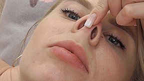 Blondie's nose! MP4